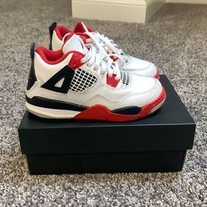 Jordan 4 retro